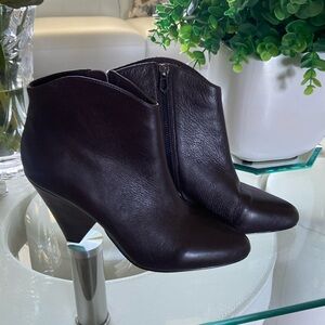 NWOT Botkier leather Isabel boots booties  women’s size 8.5 M